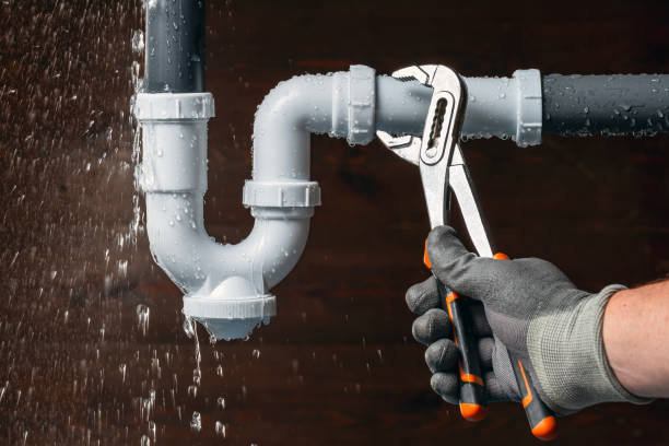Professional Leak Detection technician working in Brookline, MA